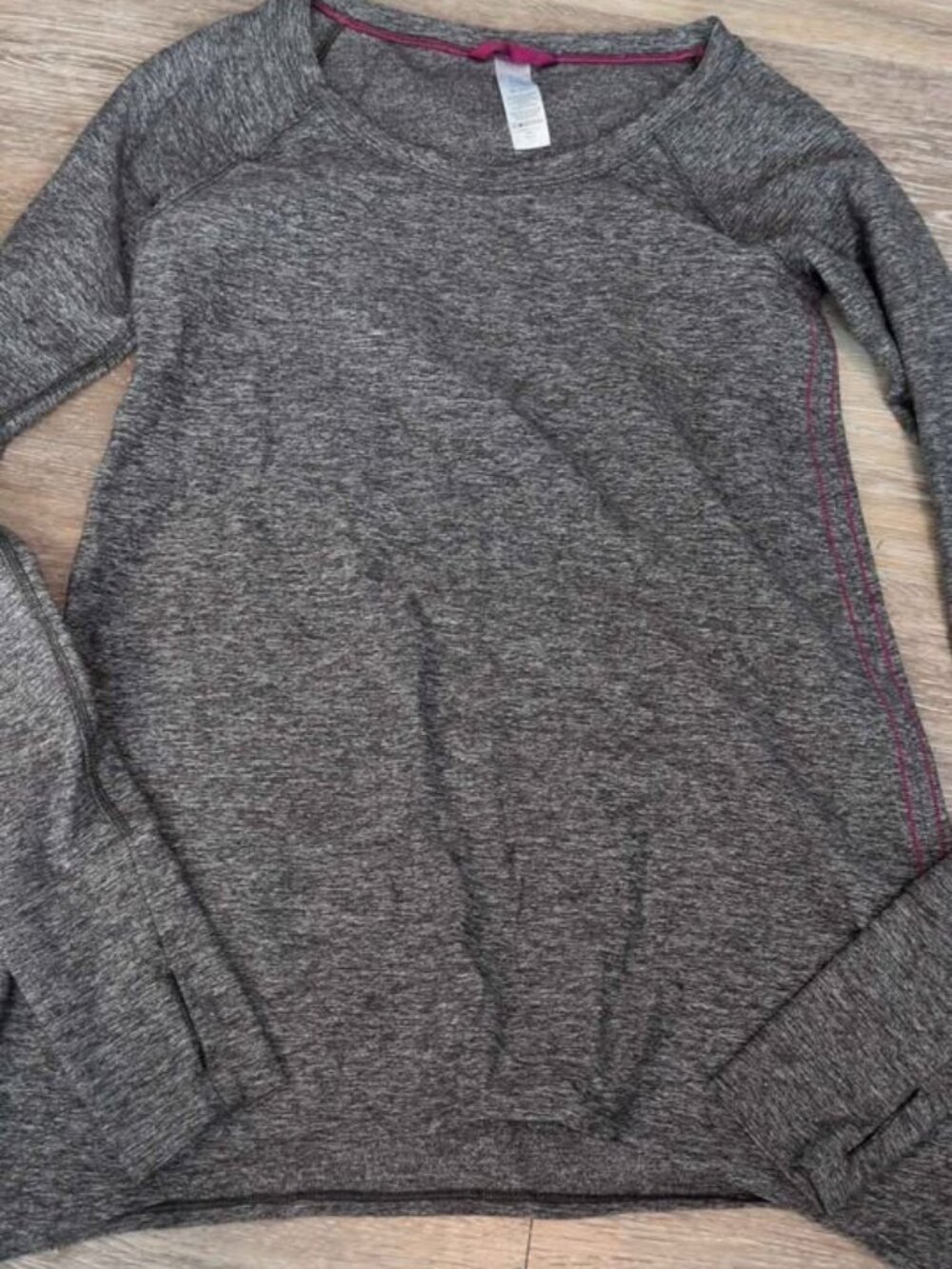 Ivivva Size 12 Grey Long Sleeve Shirt